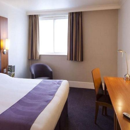 Premier Inn Stoke-On-Trent Kültér fotó