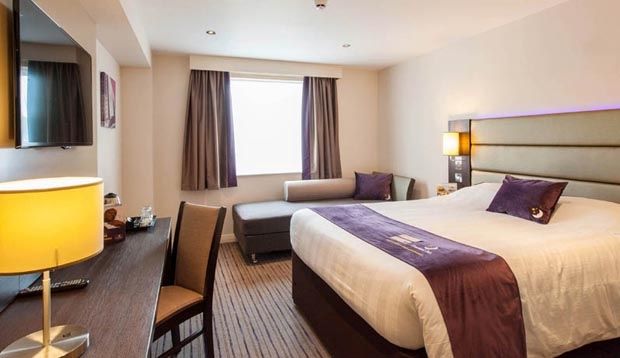 Premier Inn Stoke-On-Trent Kültér fotó